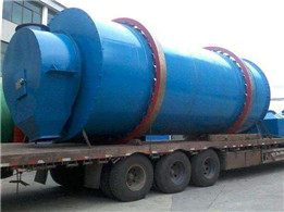 轉(zhuǎn)筒烘干機設備待發(fā)